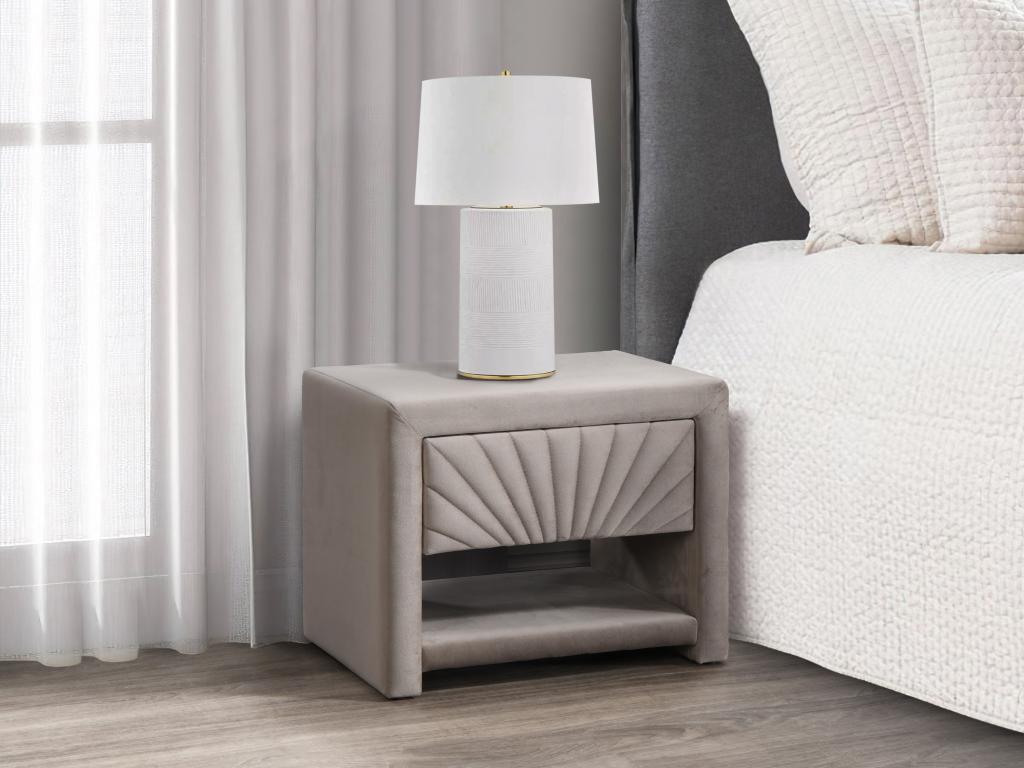 Tavolo in velluto beige