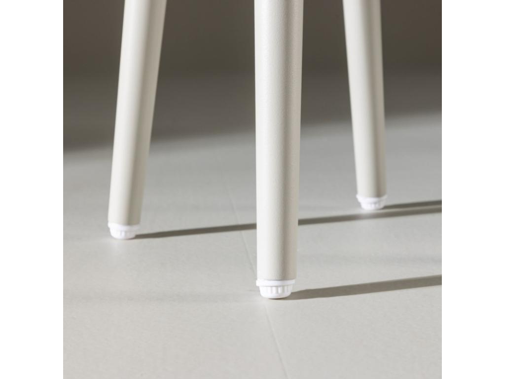 Tavolino laterale in metallo beige